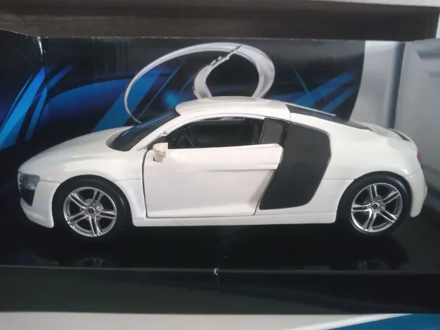 Miniatura Audi R8 Maisto 1/24