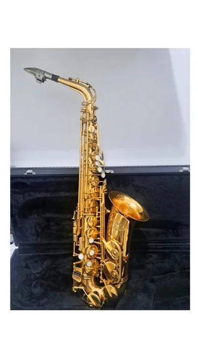 Saxofone Alto Eb Júpiter - completo 