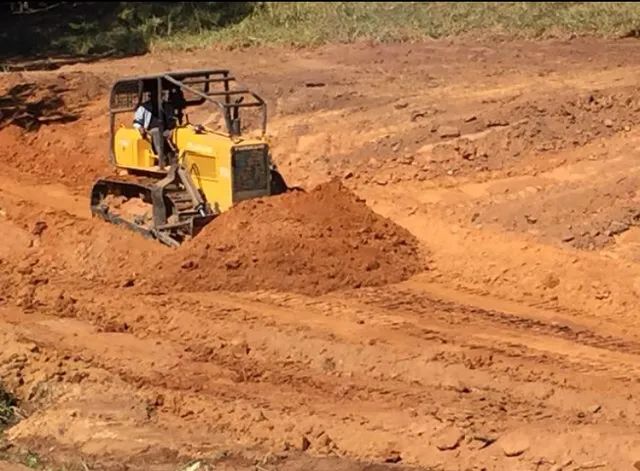 ALUGUEL DE TRATOR DE ESTEIRA *  - Foto 2