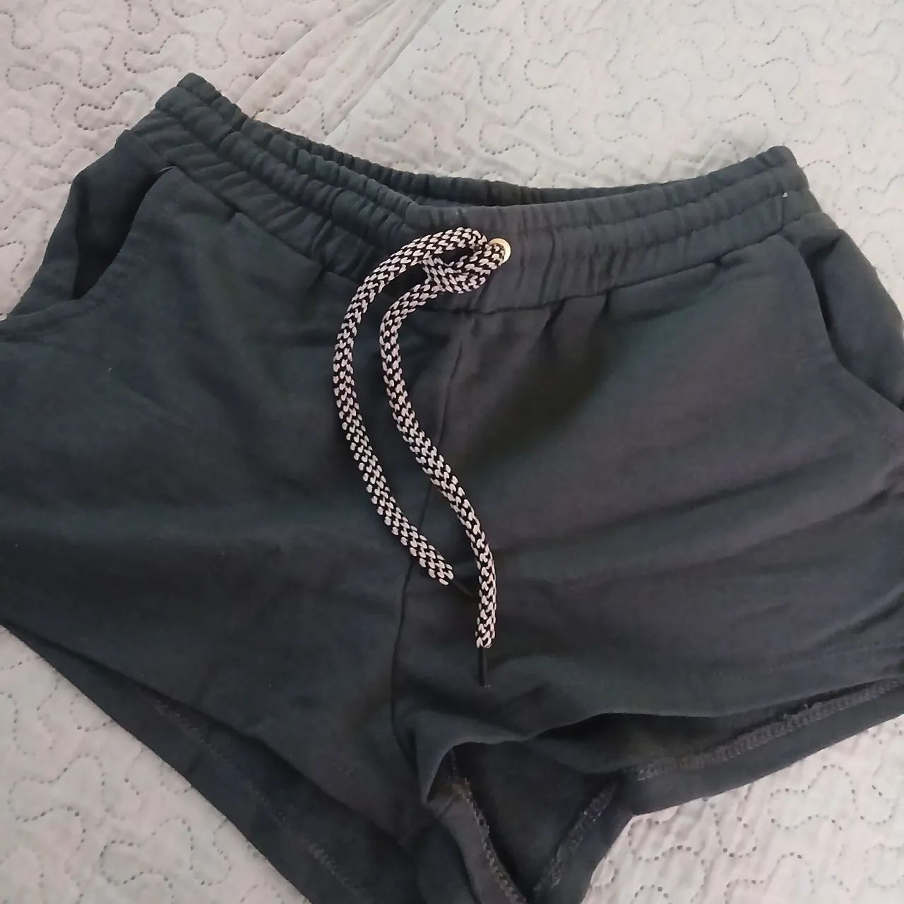 Short de Moletom Feminino - cinza - Tamanho G - Foto 2