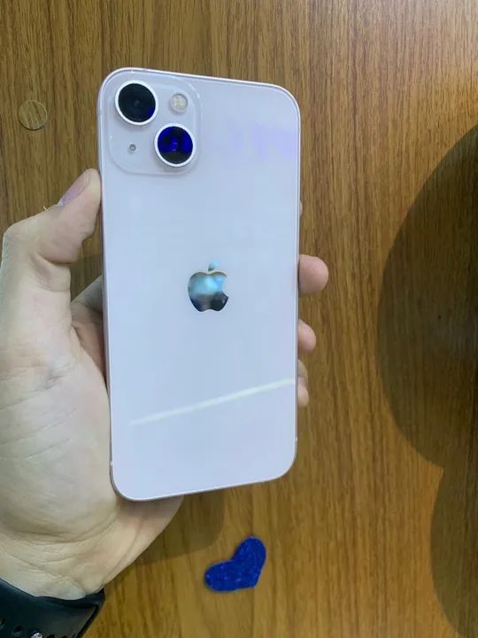 iPhone 13 pink