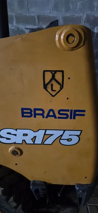 Minicarregadeira CASE SR175 2017 com ar condicionado  - Foto 3