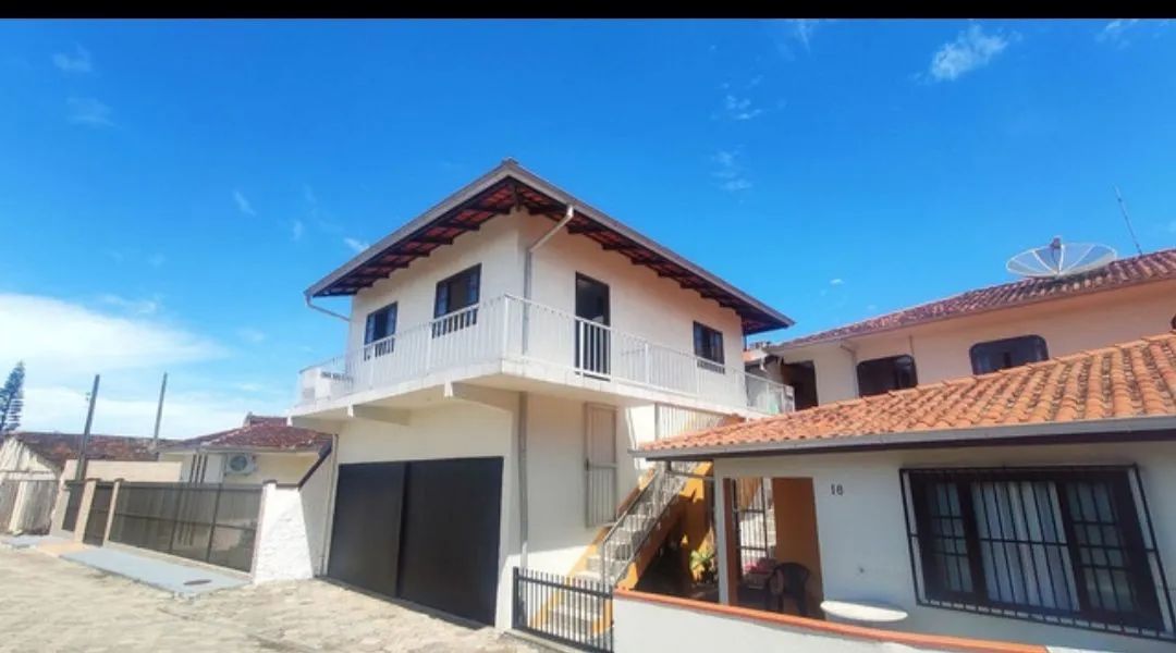 LOCAÇÃO apartamento Super VENTILADO no centro Bal.Barra do Sul 