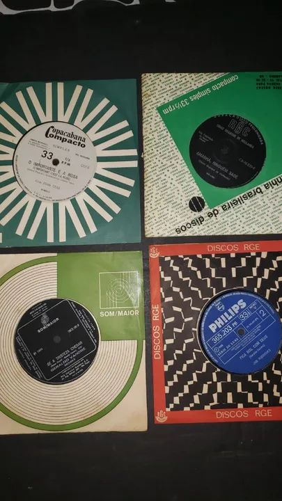 Discos de vinil compacrtos(4) cantores Brasil - Foto 4