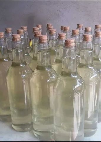 Óleo para cabelos, pele e gastronomia. 
