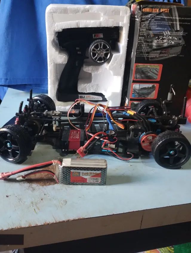 Automodelo yokomo drift fibra de carbono !!! Carro completo só falta a bolha !!. - Foto 3
