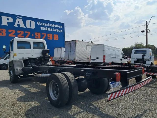 Ford Cargo 1717-E - (2005) || TOCO CHASSIS || 4X2 - Foto 4