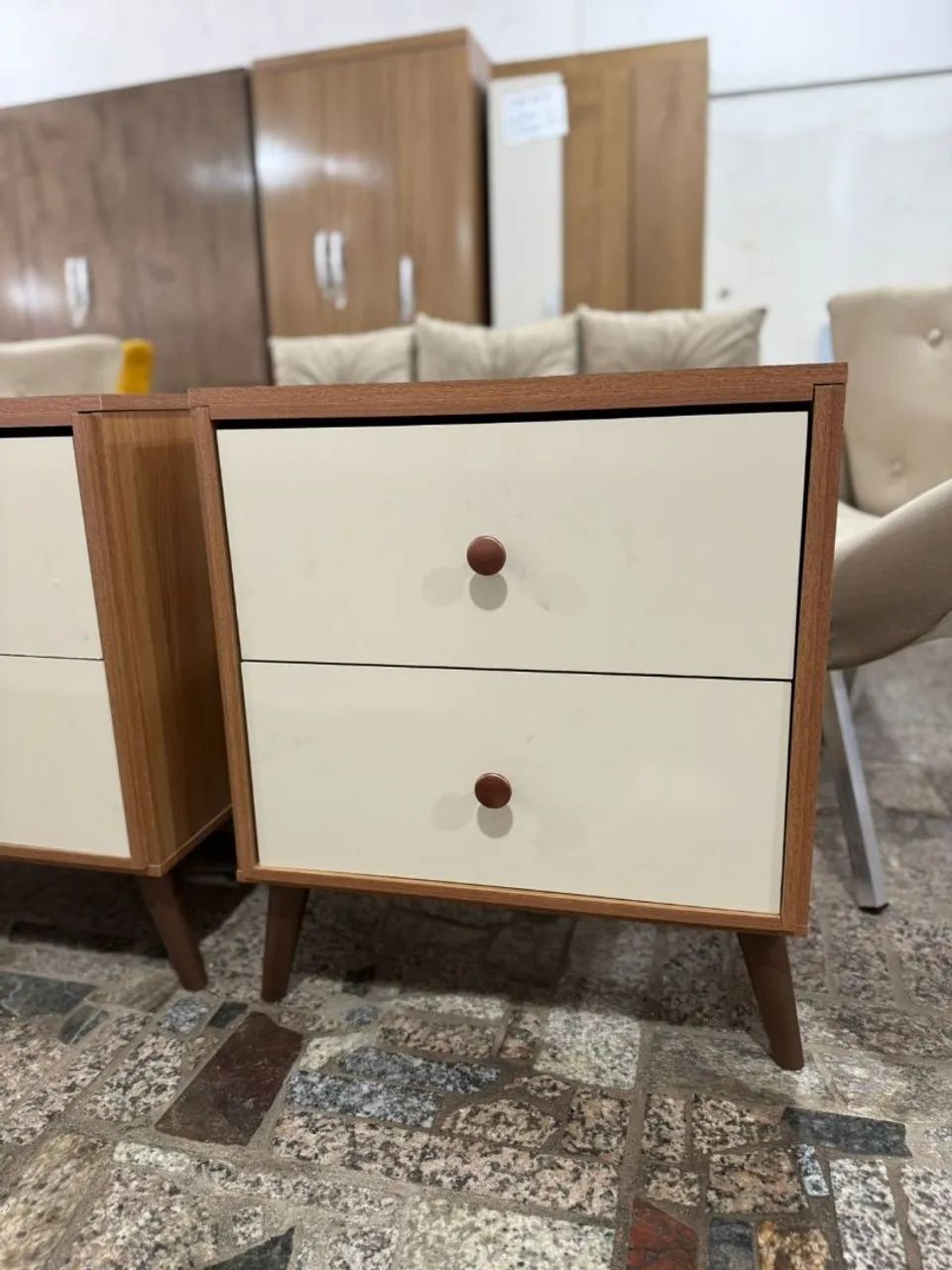 CRIADO MUDO RETRÔ 100% MDF