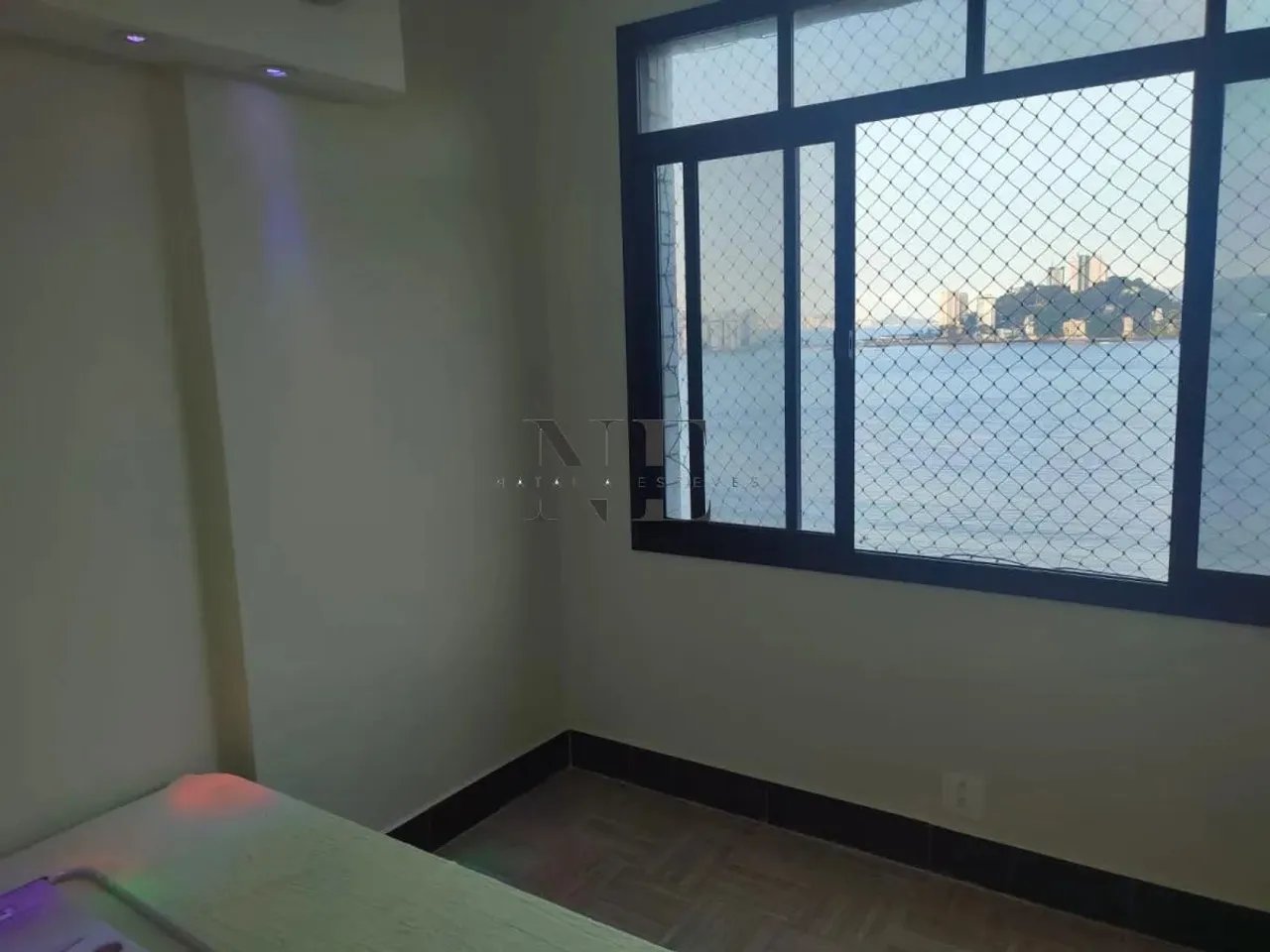Apartamento para Locação em São Vicente, Morro dos Barbosas, 1 dormitório, 1 banheiro, 1 v