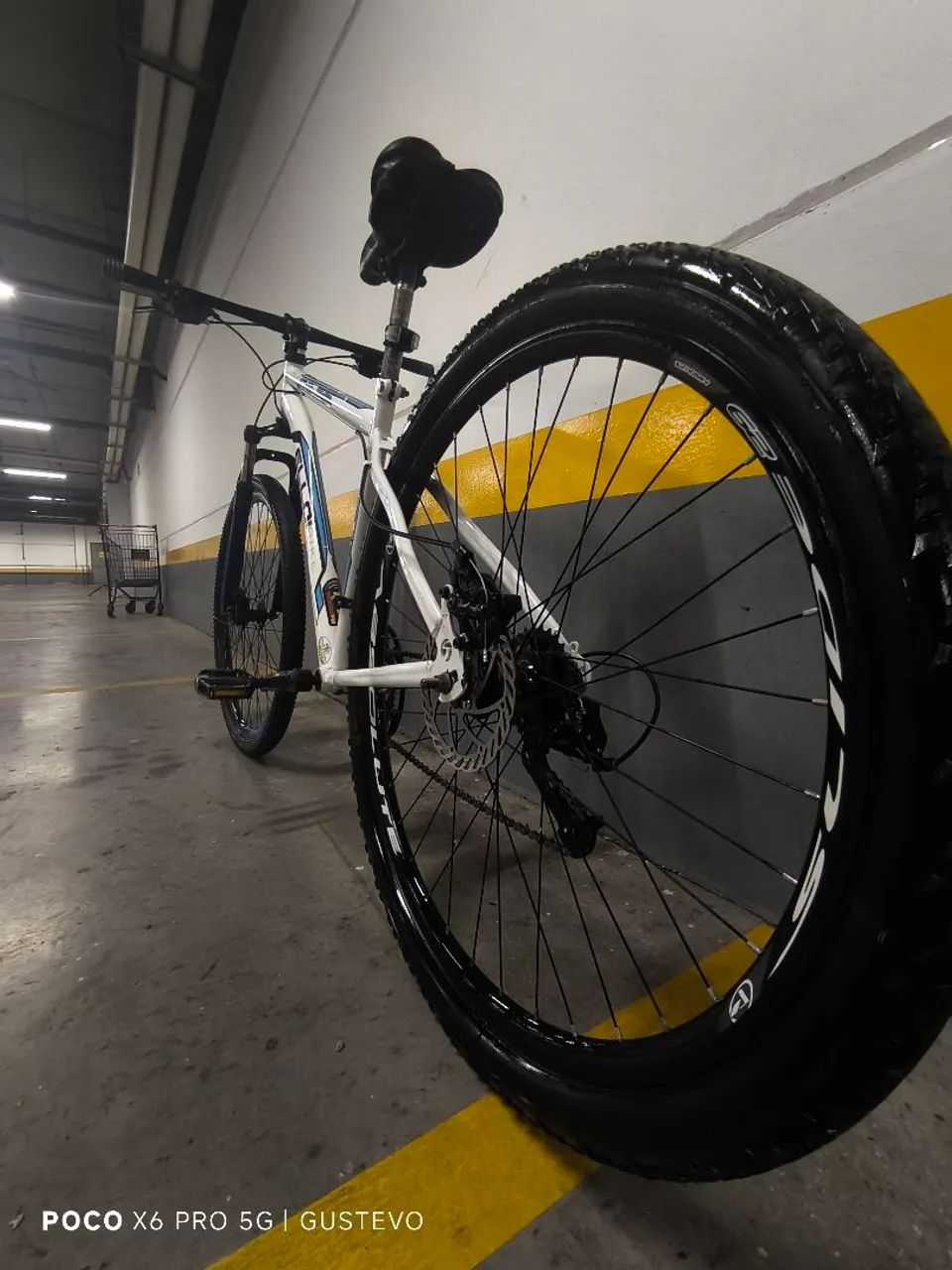 Bicicleta Elloi aro 29 branca e azul  - Foto 2