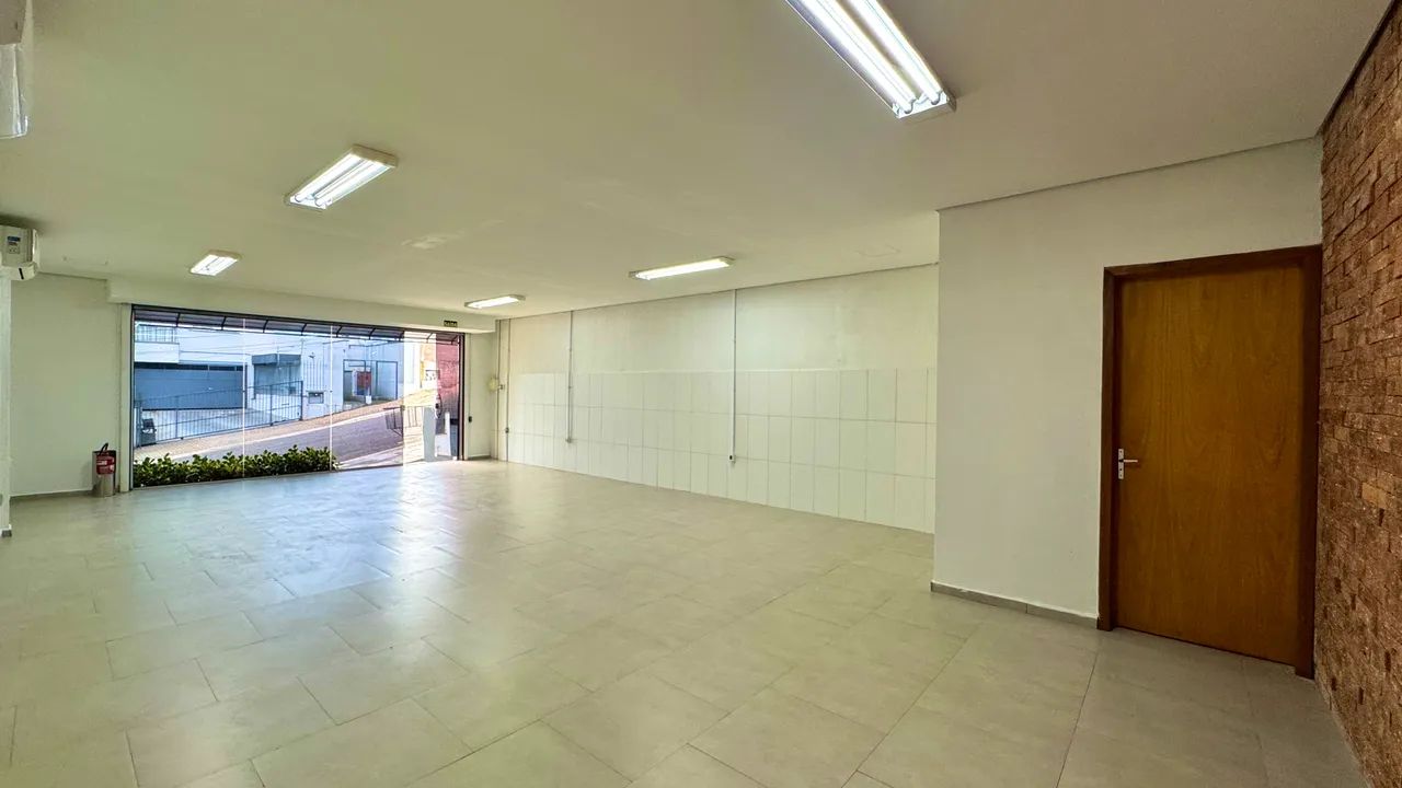 Belíssima loja de 68 m² Guarani - Novo Hamburgo - RS - Foto 8