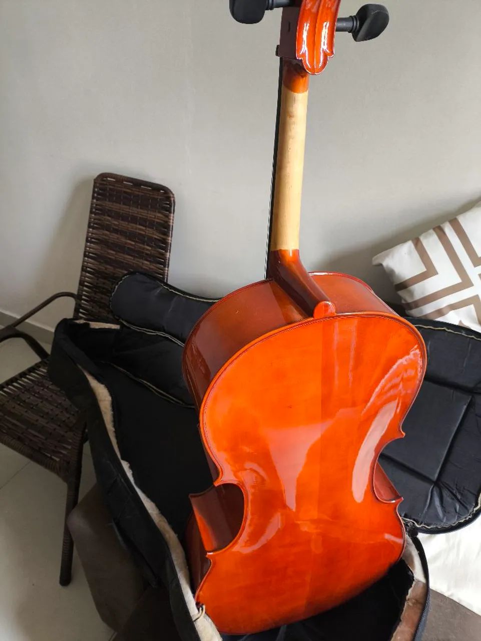 Violoncelo Dominante 9633 - Pouco Uso - Foto 4