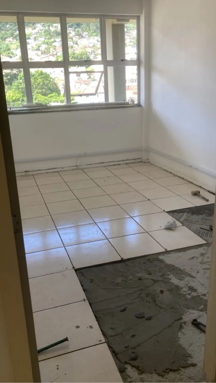 Colocação de pisos e azulejos  - Foto 2
