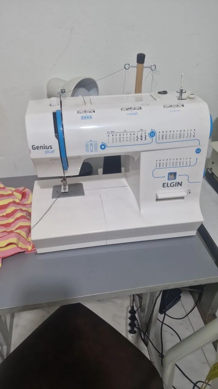 Máquina de Costura Elgin - Foto 2
