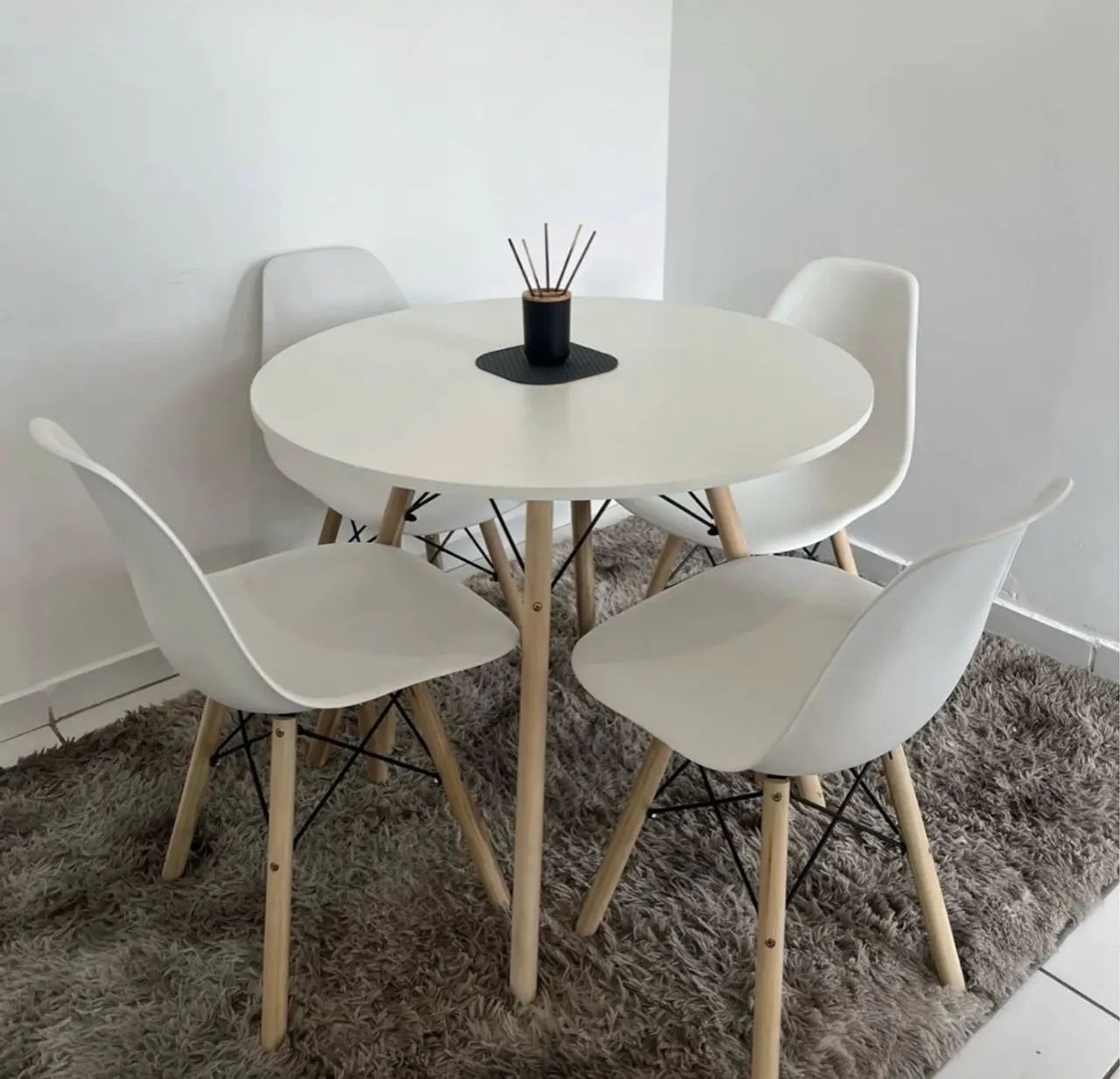 Conjunto Mesa com 4 cadeiras, Entrega e monta no mesmo dia! - Foto 3