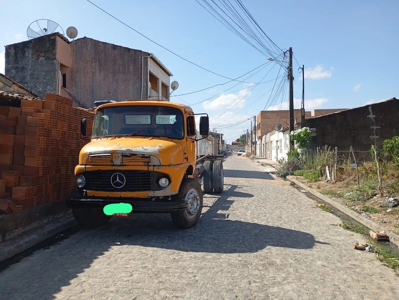 Vendo Caminhão 1113 - Foto 2