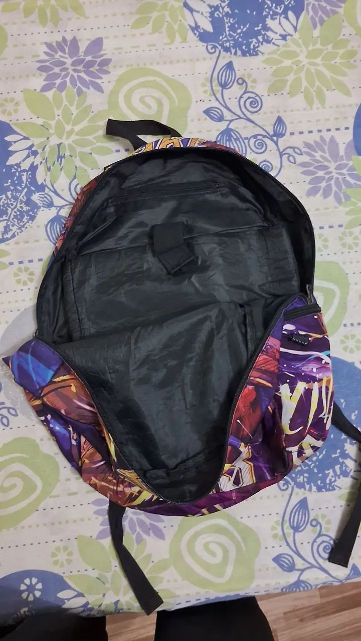 Mochila Lakers e lancheira termica LeBron James - Foto 4