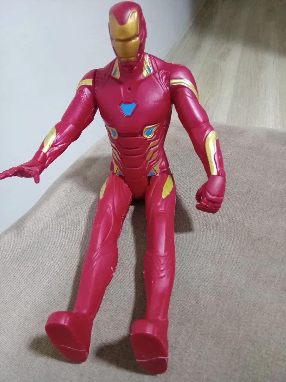 Boneco Homem de Ferro - 30cm - com luz e sons