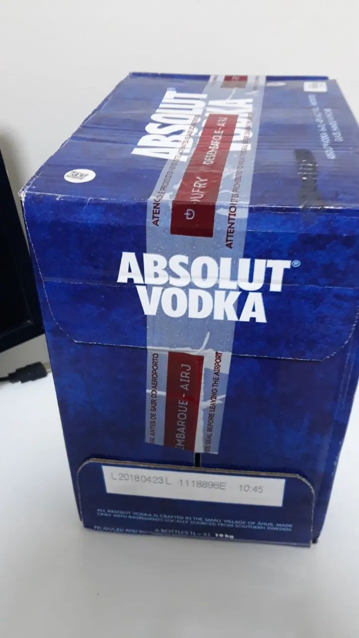 Caixa com 6 Absolut 1L - Foto 3