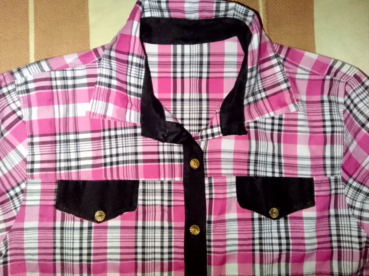 CAMISA FEM. TAM.G DE BOTÃO