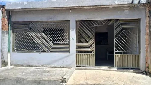 Casa bem localizada são Cristóvão