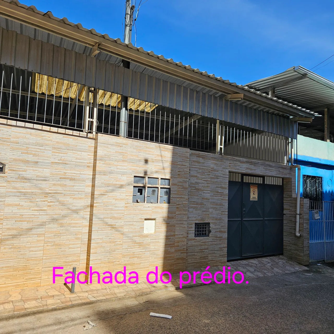 TRÊS RESIDÊNCIAS A VENDA EM CACHOEIRO DE ITAPEMIRIM - OPORTUNIDADE IMPERDÍVEL!