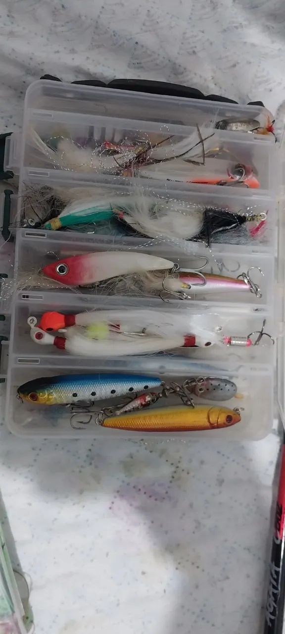 Produtos pesca carretilha marine Sport vara carbono e cerca de 18 iscas  - Foto 2