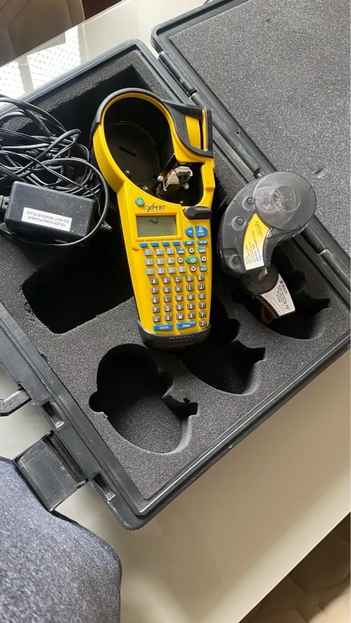 Etiquetadora Brady IDXPERT para cabos de rede  - Foto 3