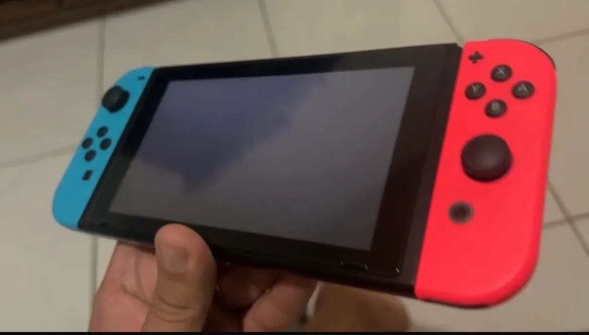 Nintendo Switch ( Troco por Apple Watch) - Foto 5