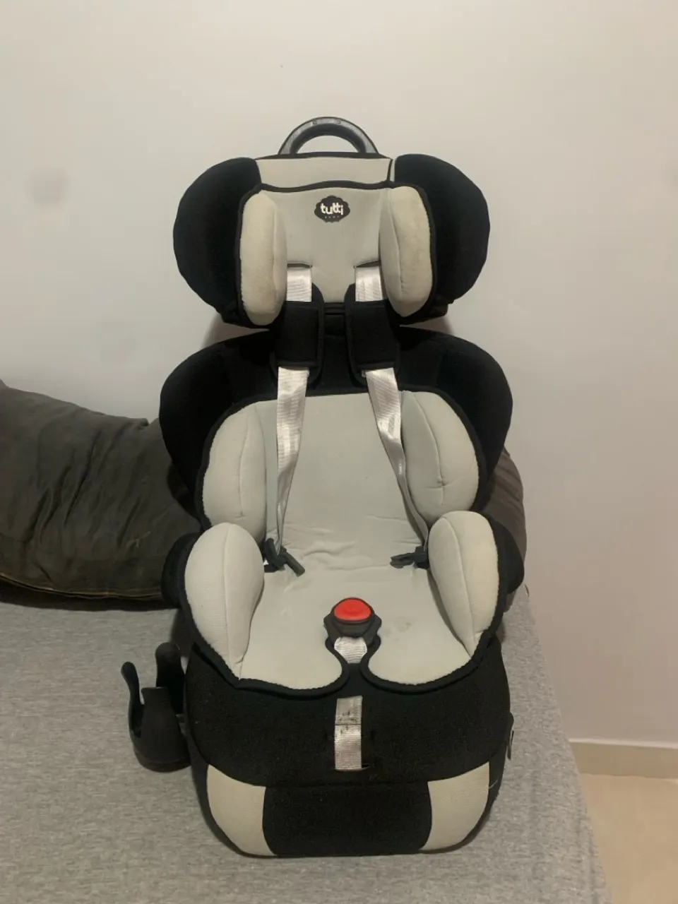 Cadeirinha Infantil Tutti -9 a 36kg.