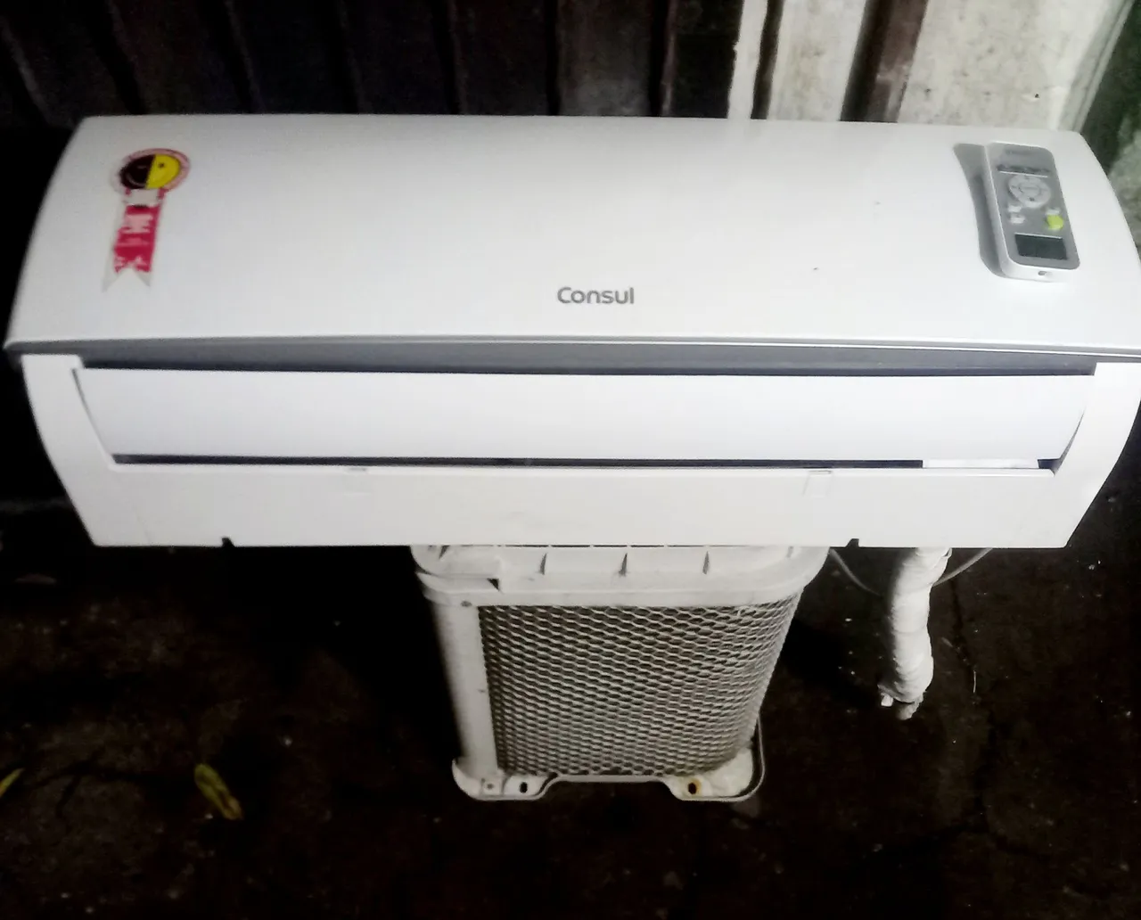 Split cônsul de 12000 Btus, no ponto de instalar