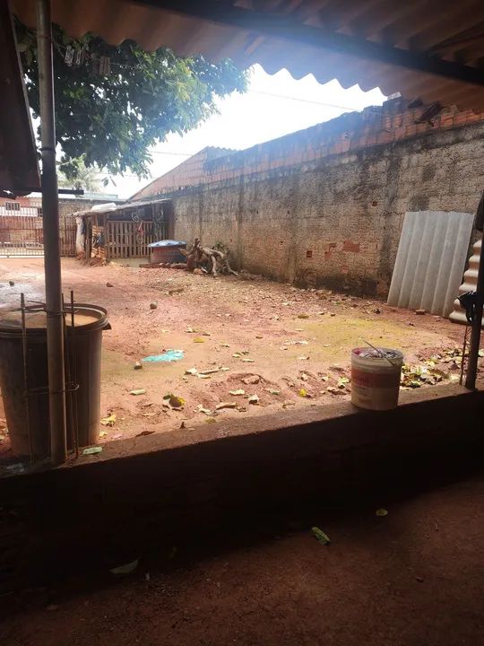Casa em rua tranquila, próximo a comércios - Foto 3