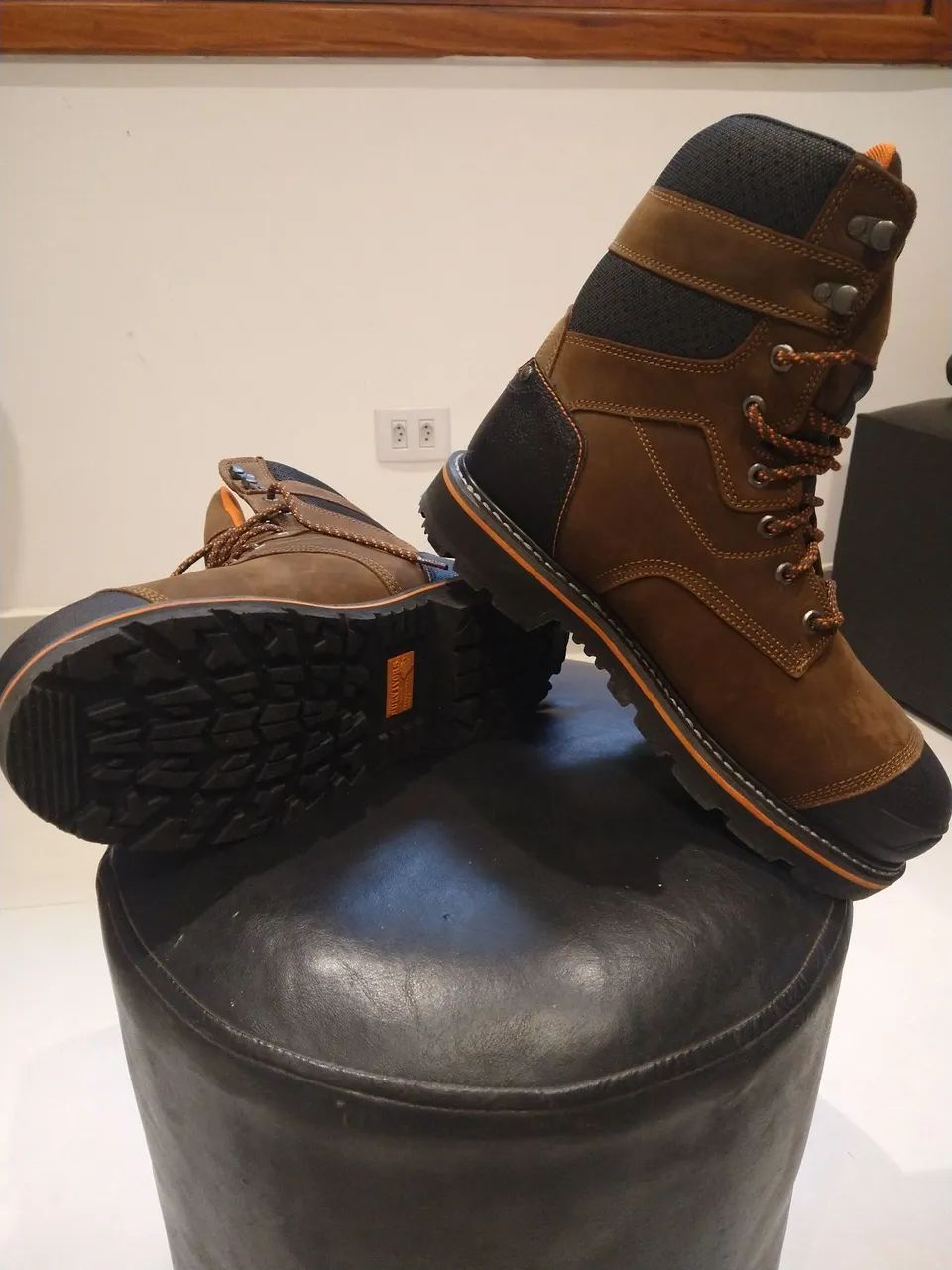 Botas de Segurança  Marrom Nova N°43. BR/11 US - Foto 3