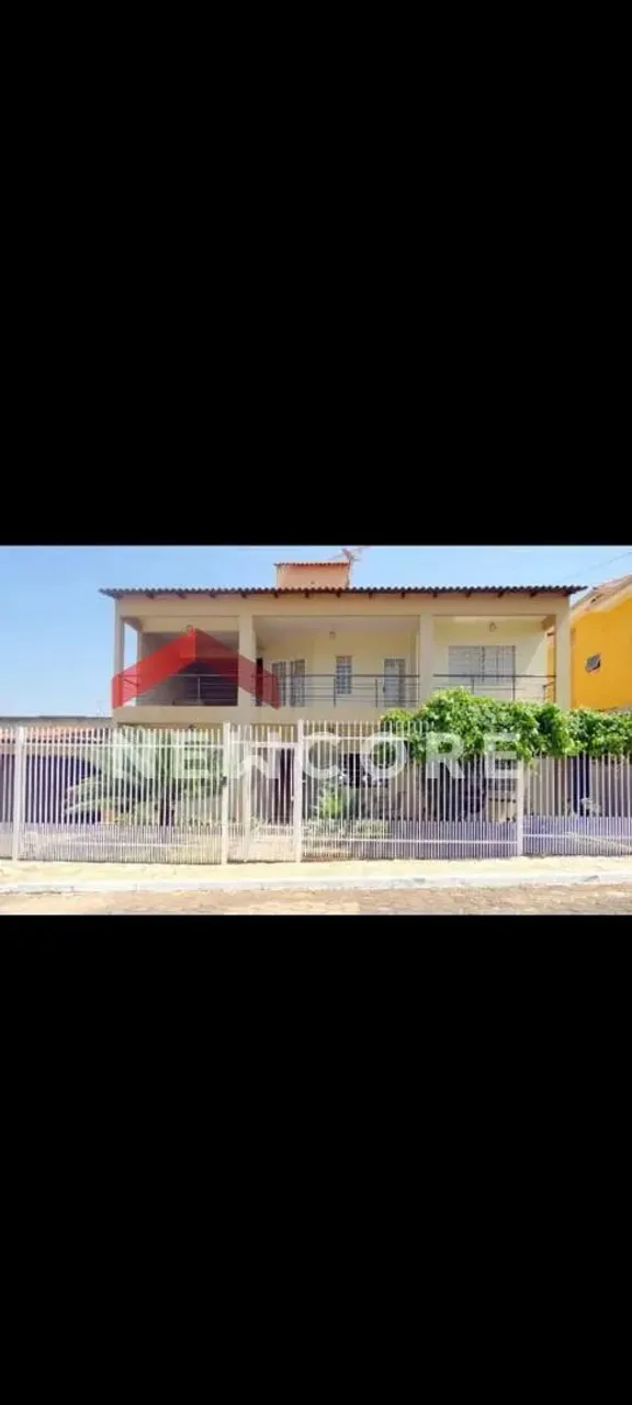 Casa em Setor de Mansões IAPI - Guará II - Brasília/DF
