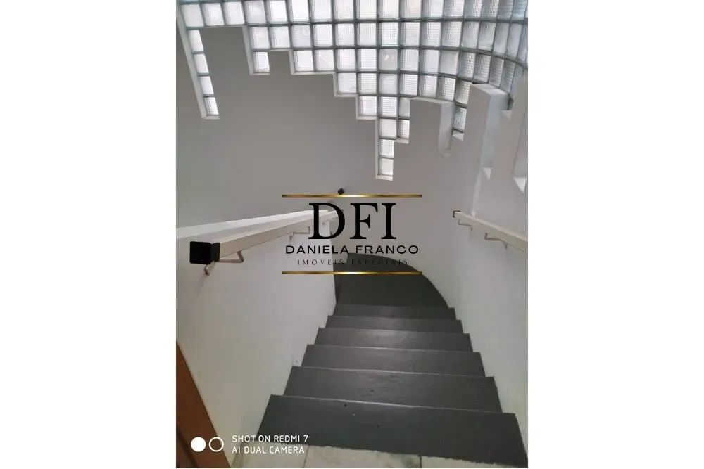 Edifício Comercial de 330.0m² no bairro Santa Cecília, com 6 banheiros e 3 vagas de garage - Foto 5