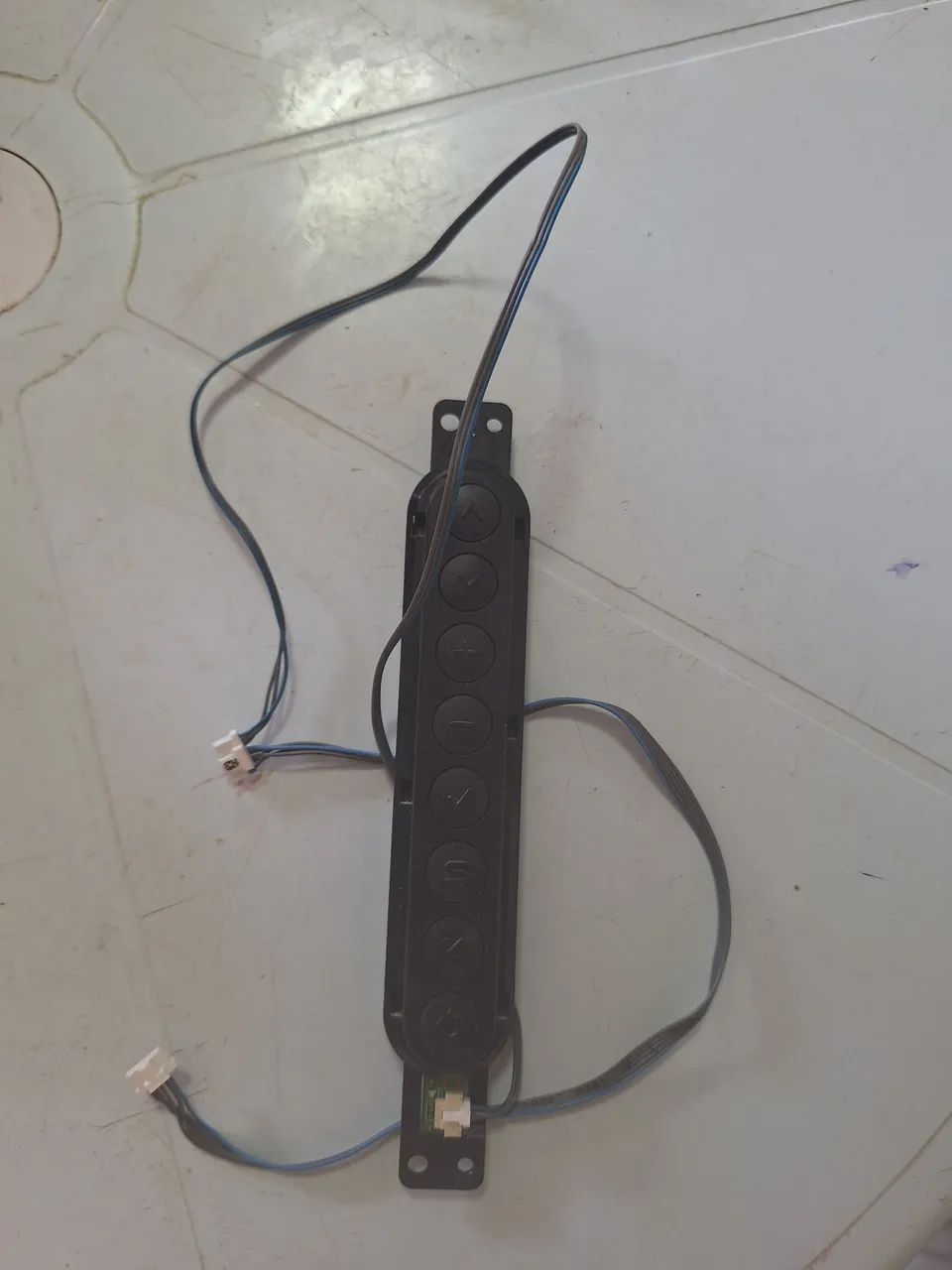 Painel de controle da TV LG 32LN570B - Foto 2