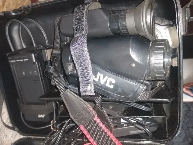 JVC GR-AX55 com acessórios - Foto 3