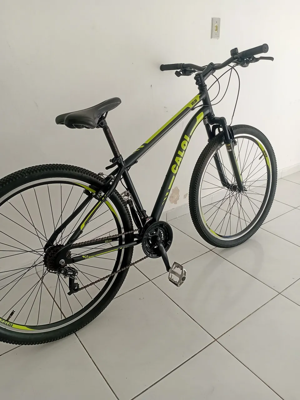 Bicicleta Caloi Aro29 toda no rolamento
