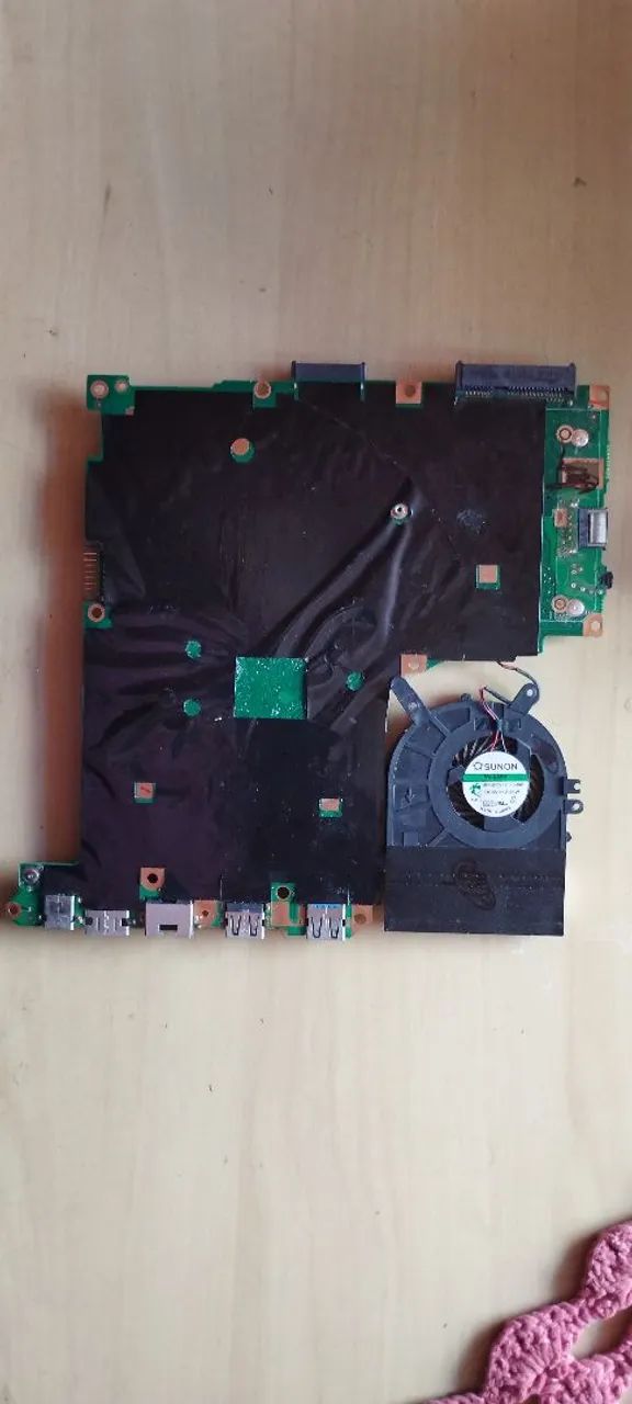 Placa Mãe Lenovo Lnv L40 30 2.41ghz Mbprncbt44-t820 Ncbt411 - Foto 2