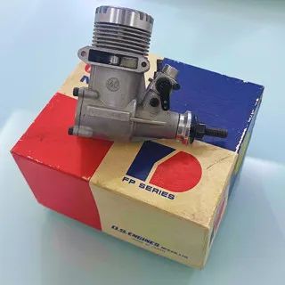 Motor de Aeromodelo O.S. MAX 40 FP Glow Com Silenciador - Foto 3