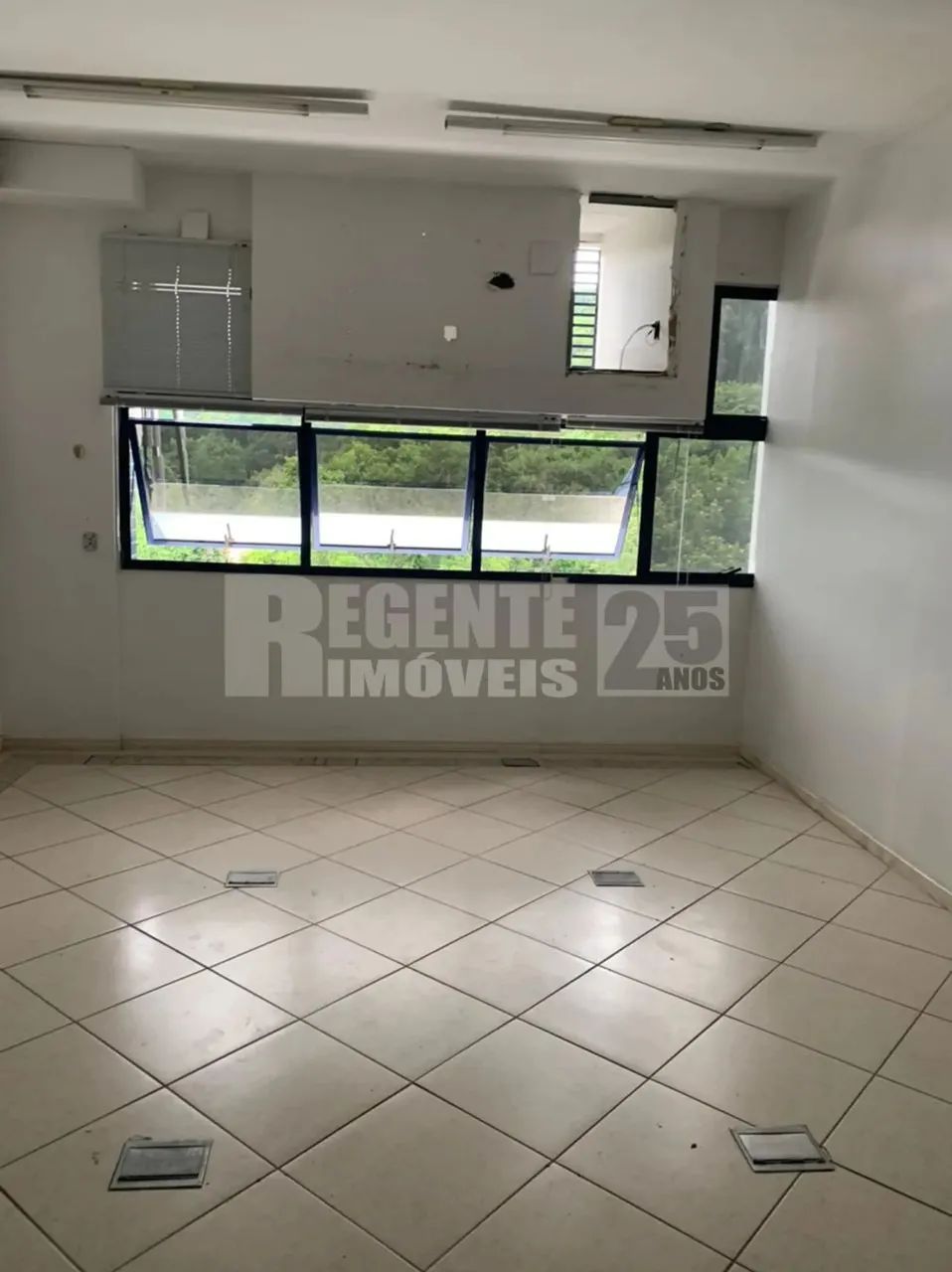Sala comercial à venda no bairro João Paulo em Florianópolis - Foto 3