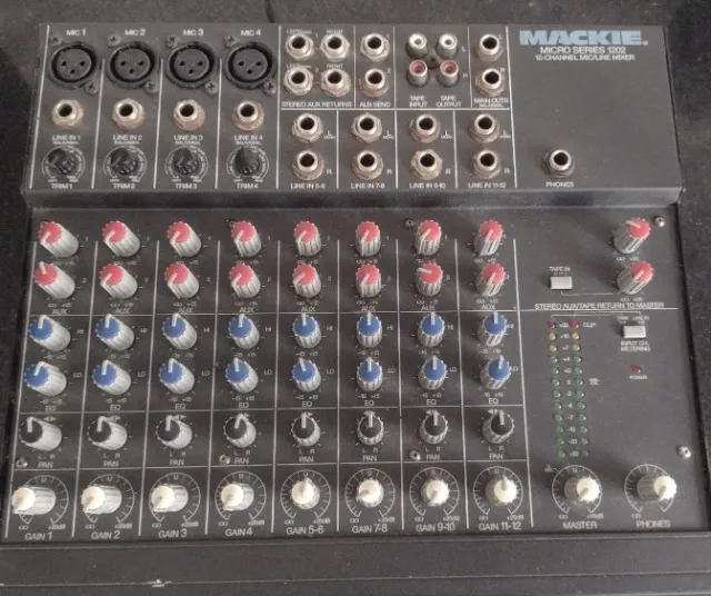 Mesa de Som Mackie Micro Series 1202 vlz - Equipamentos e