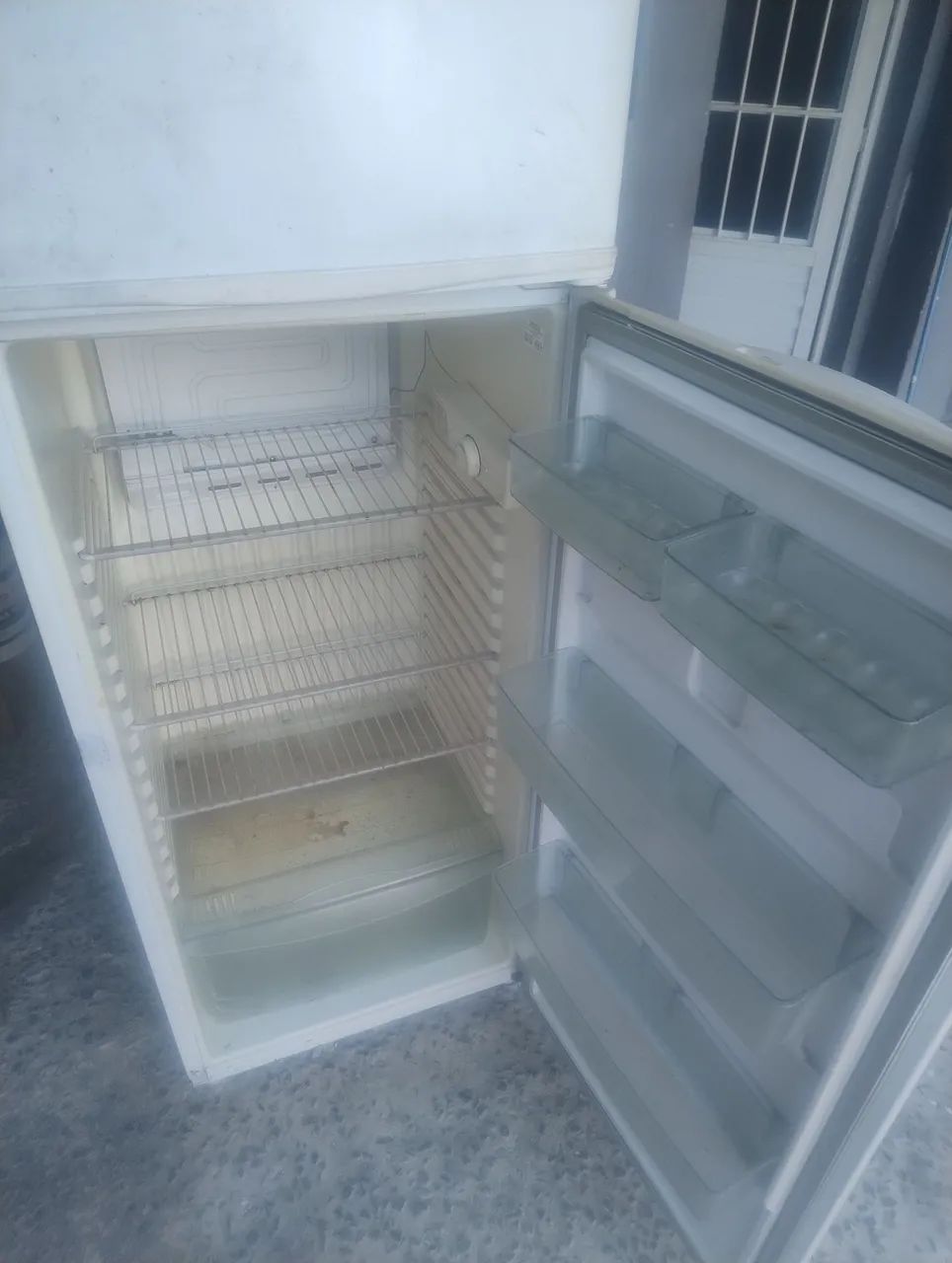 Geladeira Duplex Consul Usada - Foto 4
