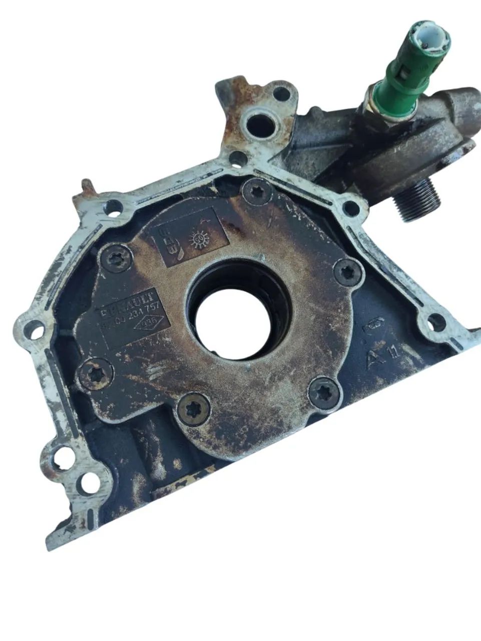 Bomba de óleo Peugeot/ Logan/ kangoo/ Clio entre outros  - Foto 2