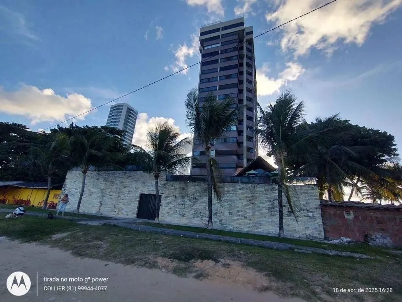 Apartamento de 192m² para alugar ou vender, com 4 quartos (3 suítes), localizado em Candei - Foto 2