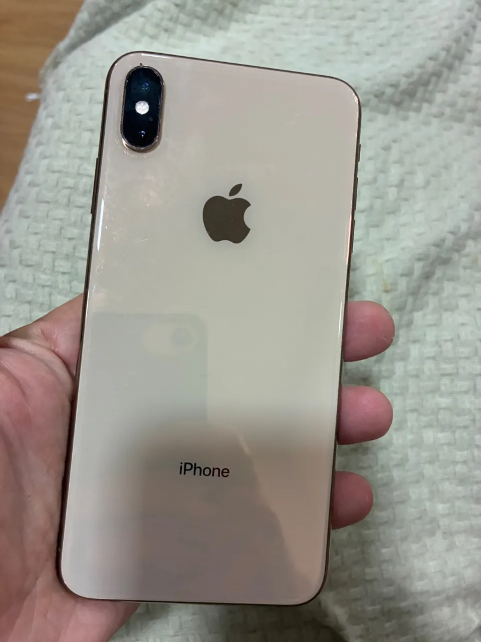 iPhone XS Max Dourado 64gb