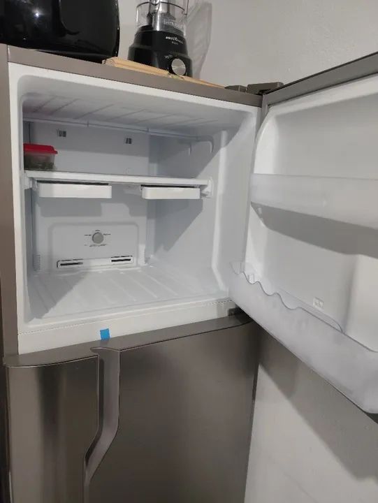 Geladeira Barbada Duplex Electrolux 220v 310l - Foto 5