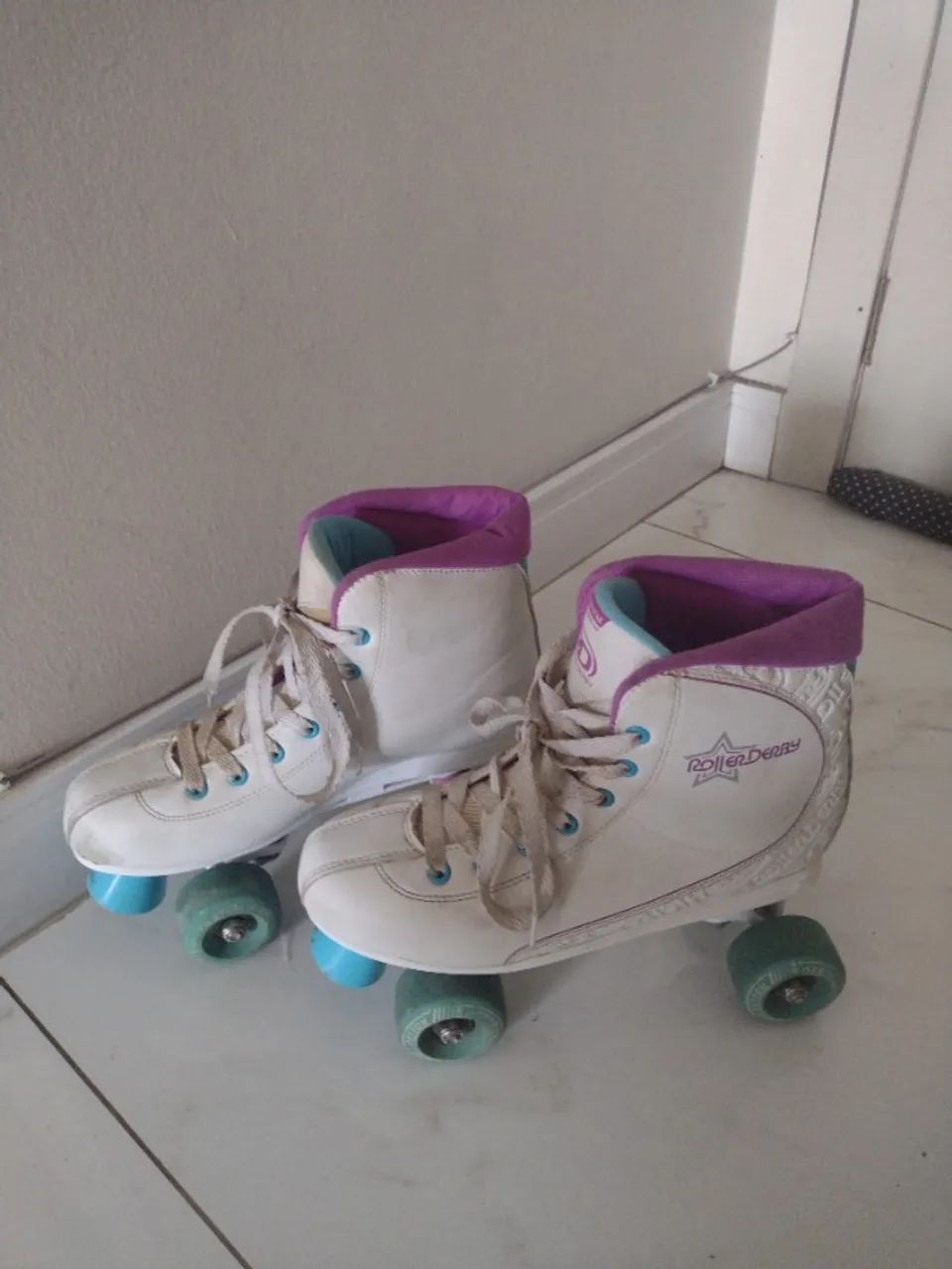 Patins 4 rodas profissional n. 39 - Foto 3