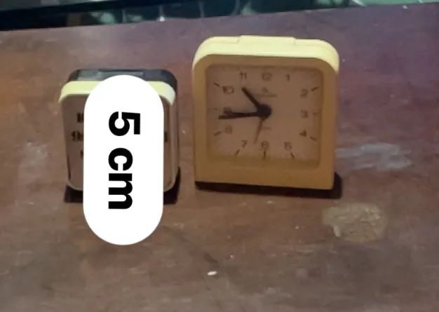 Dois Relógios despertadores vintage coleção 