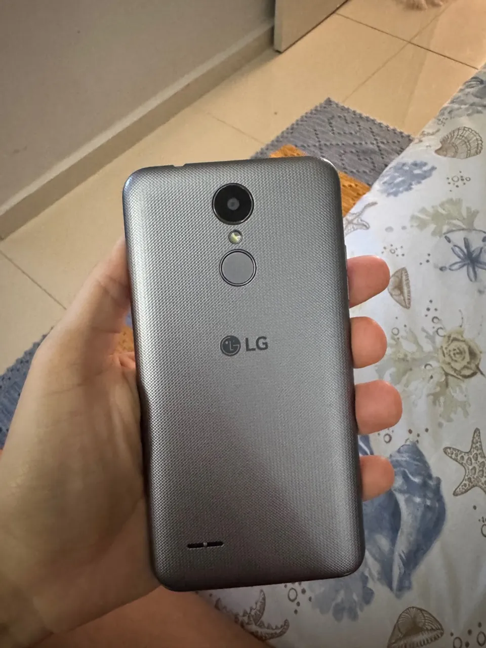 Vendo celular LG